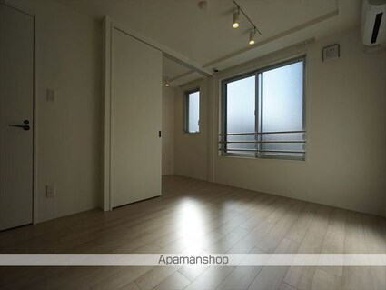 ｑｕａｄｏｒ車道　「クアドールクルマミチ」[1LDK/29.3m2]のリビング・居間