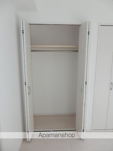 リトルズ本千葉の内装写真