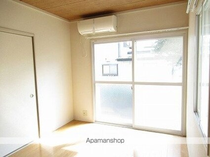 ラ・コリン・ベルデ[2DK/35m2]のリビング・居間