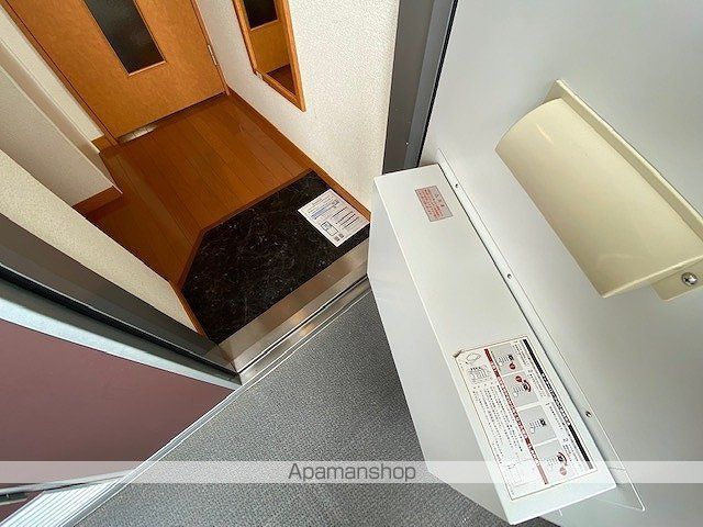 レオパレスブルーミンガーデンCの内装写真