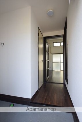 アーバンコート荒巻[1R/20m2]の玄関