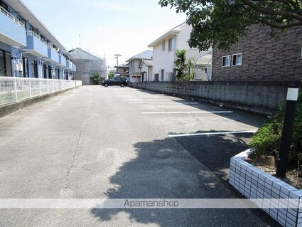 ヴィラセゾン　Ａ棟[2LDK/59.5m2]の駐車場