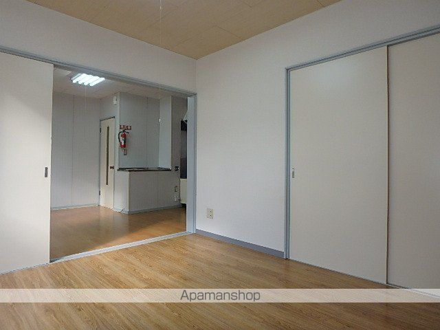 滝川市 2階建 築35年の内装写真