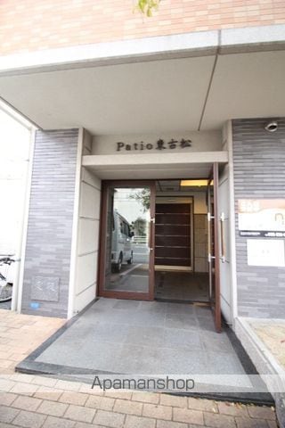 パティオ東古松の玄関写真