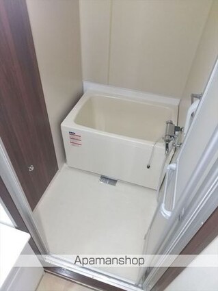 和歌山県和歌山市砂山南２丁目[3DK/45.81m2]のバス