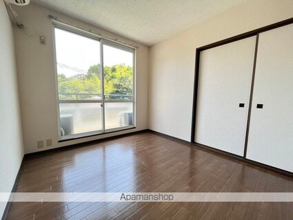 東京都八王子市東浅川町[2DK/37.26m2]のリビング・居間