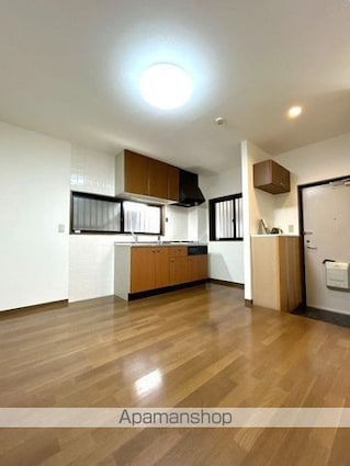 大阪府岸和田市小松里町[2LDK/44m2]のリビング・居間