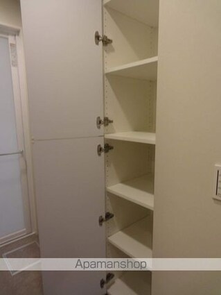 東京都港区芝浦４丁目[1LDK/40.27m2]の内装2