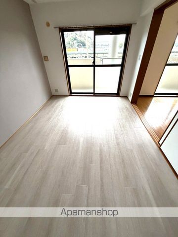 リージングマンション Aの内装写真