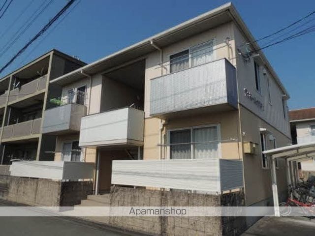 ファミールオガタ D棟の外観写真