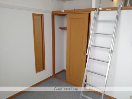 レオパレスクレスト笹塚[1K/20.28m2]の収納