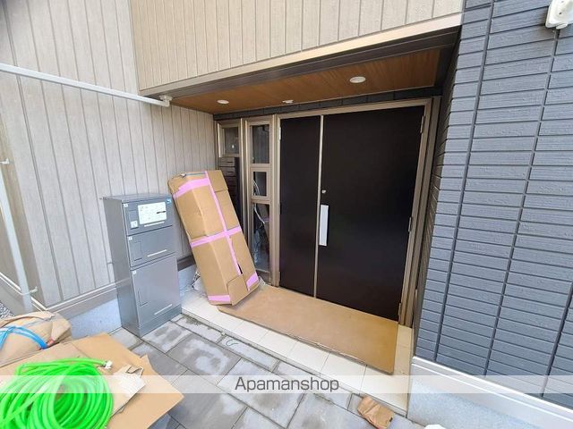 FーGRANDE十軒の玄関写真
