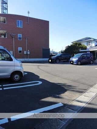 プロヴァンス　ハウス[1K/31.65m2]の駐車場