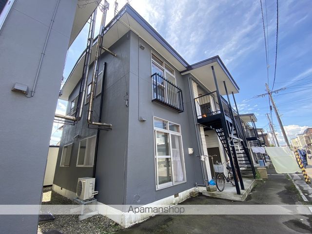石垣アパート2号棟の外観写真
