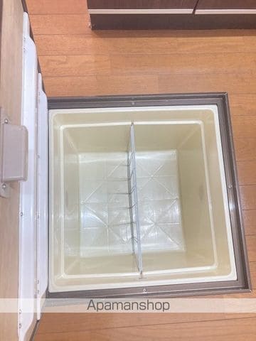 小田急電鉄小田原線 柿生駅 徒歩22分 2階建 築33年の内装写真