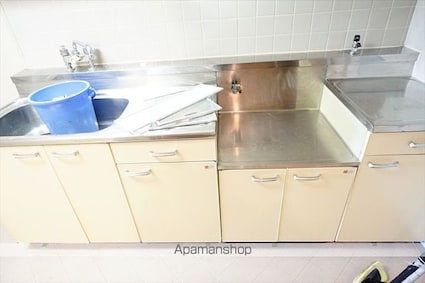 愛知県名古屋市中区千代田３丁目[1K/29.1m2]のキッチン