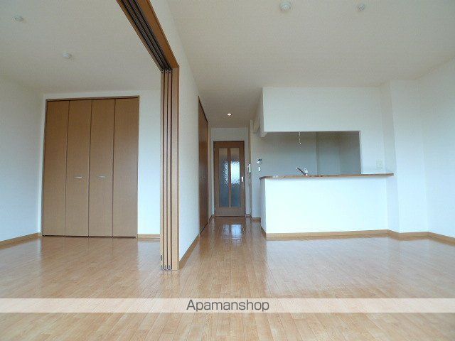 フォブール竹原の内装写真