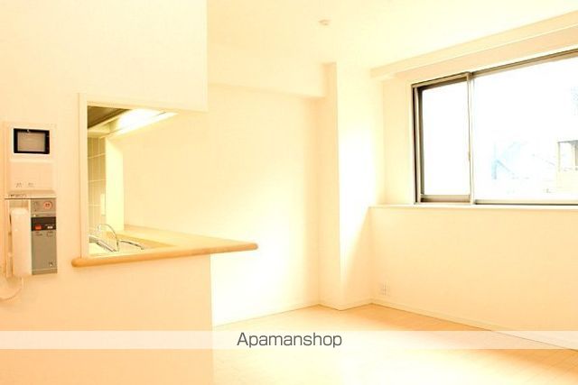 レジディア神田岩本町[1R/22.71m2]のリビング・居間1