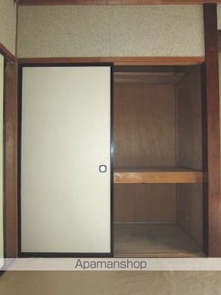 長野県長野市桐原１丁目[4DK/77.6m2]の収納