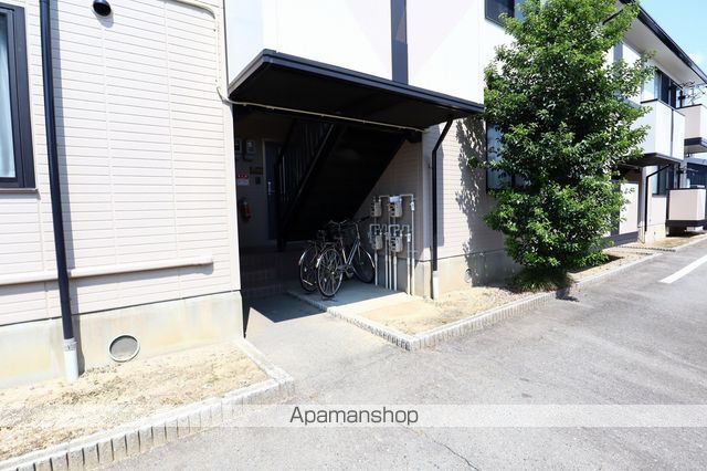 プレミールカドマの玄関写真