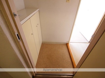 ホワイトプラザ会津[2SLDK/65.8m2]の玄関