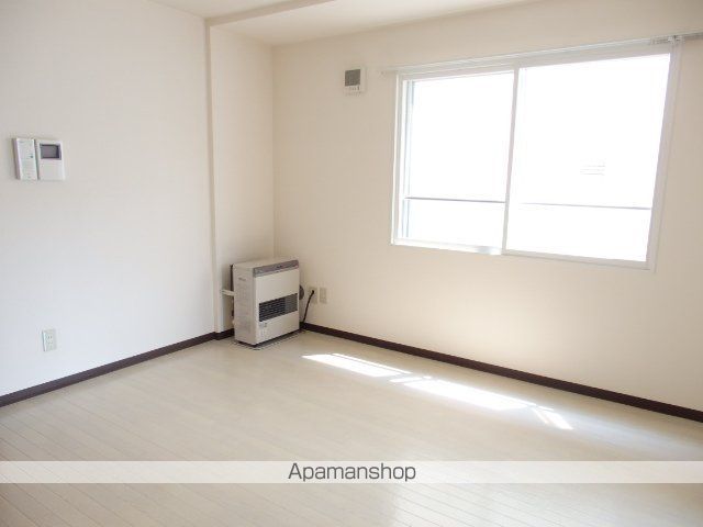 タカライーストプレイスの内装写真
