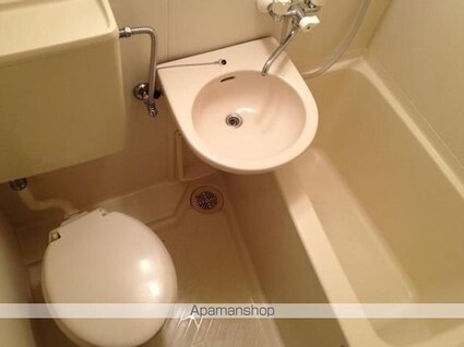 東京都杉並区成田東４丁目[1K/17.35m2]のバス