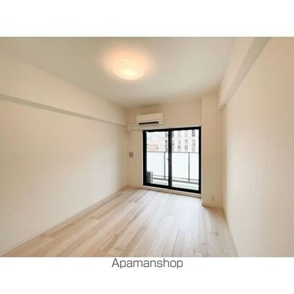 ＳーＲＥＳＩＤＥＮＣＥ今池ｂｅｌｅｔａ（ベレータ）１２月契約限[1K/25.6m2]のリビング・居間1