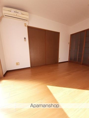 レビュー弐番館の内装写真