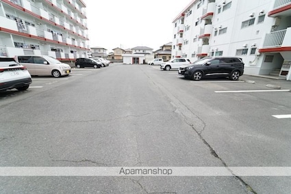 堂端コーポ　Ａ棟[2DK/44.55m2]の駐車場3