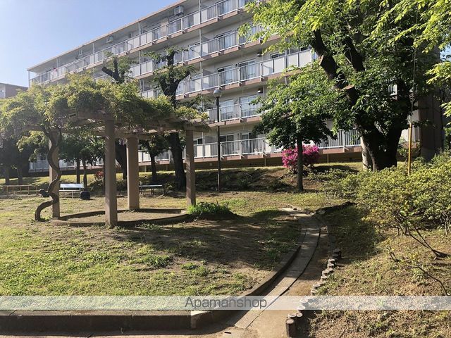 東高森団地の外観写真