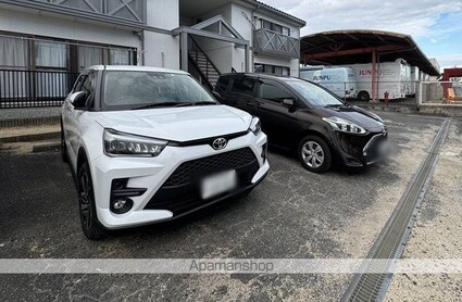 コーポサンフル[2LDK/59.2m2]の駐車場