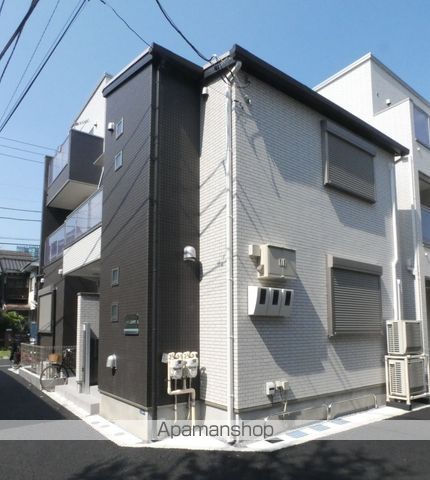 メゾン三田綱町の外観写真