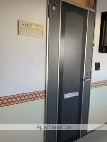 エクセレントの玄関写真