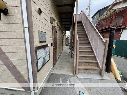 レオパレスシェソワ[1K/15.52m2]のエントランス