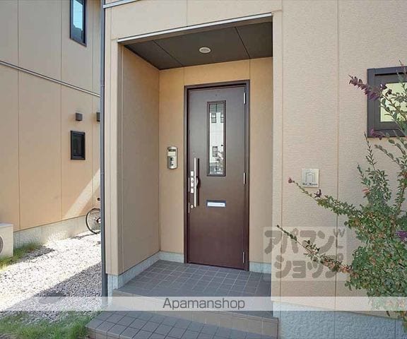 フォーシーズンズ宝ヶ池の内装写真