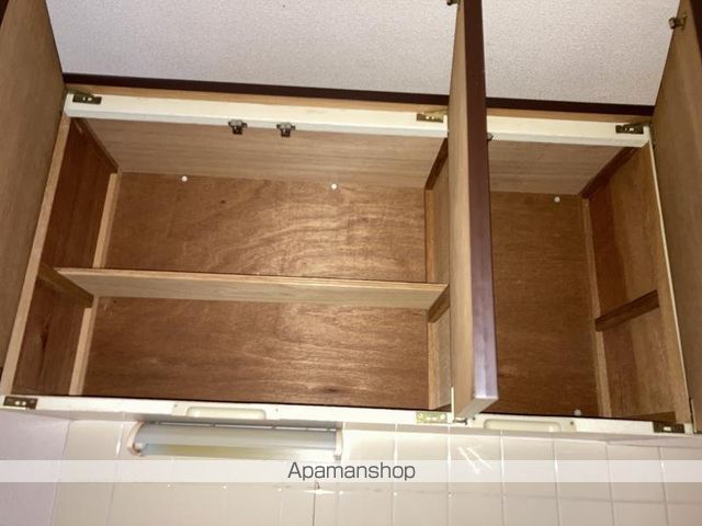 スタンリクラーゼの内装写真