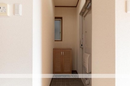 ハイツ八番館[1LDK/45.83m2]の玄関