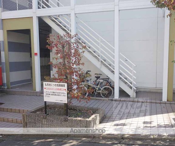 レオパレスプリオール東山の外観写真