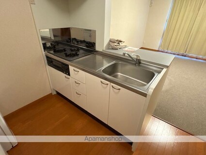 レオパレスＫＯＭＯＴＯ足利[1K/31.05m2]のキッチン