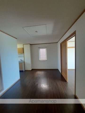 ブリッサ日高Iの内装写真