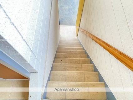 ＡＣ００２[2LDK/61.4m2]の共用部