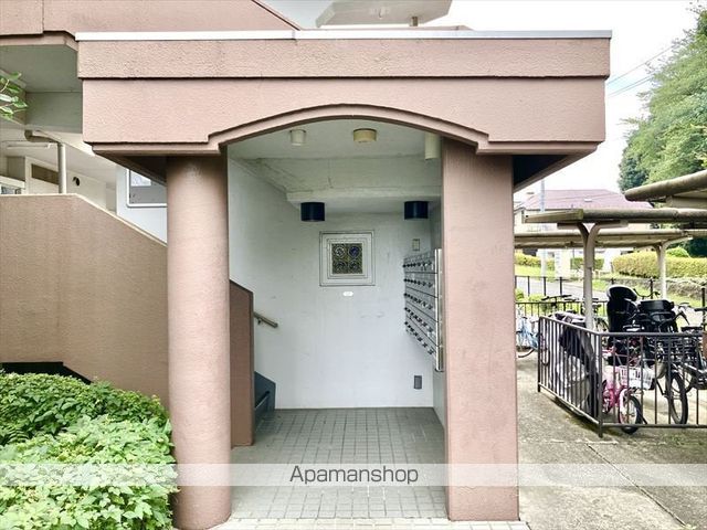 ブランニュー別所4号棟の玄関写真