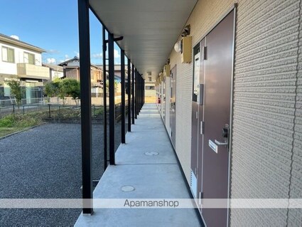 レオパレス池州町[1K/20.27m2]のエントランス2