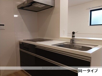 エムズ　グリューエン[1LDK/50.01m2]のキッチン