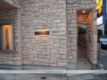 東京都杉並区高円寺南２丁目[1K/13.73m2]のエントランス2