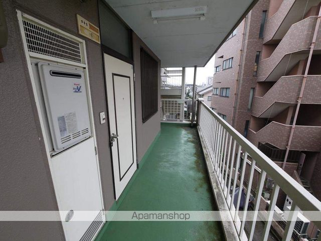 ドミール東仙台の玄関写真