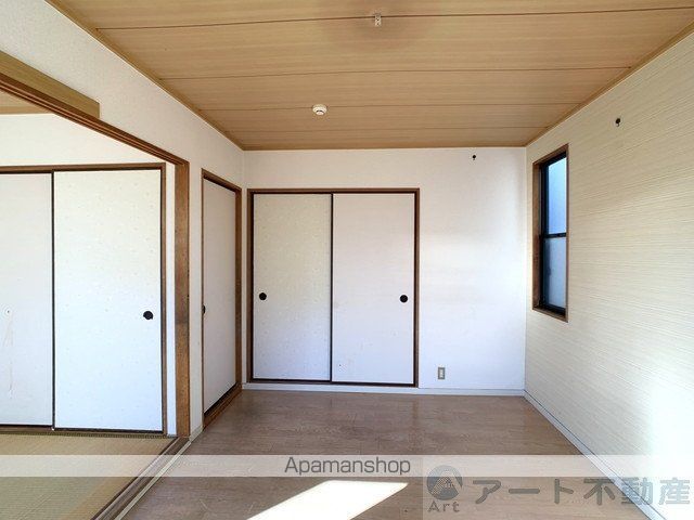 ファミール川原の内装写真