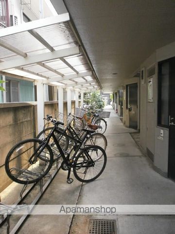 【川崎市高津区下野毛のマンションの写真】