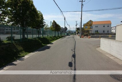 グリーンヒル[2LDK/52.4m2]の周辺2